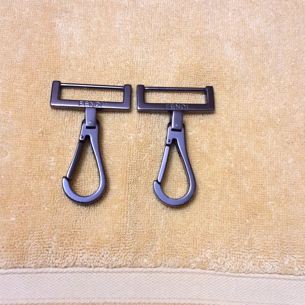 Fendi hardware sviwel hooks strap replacement
